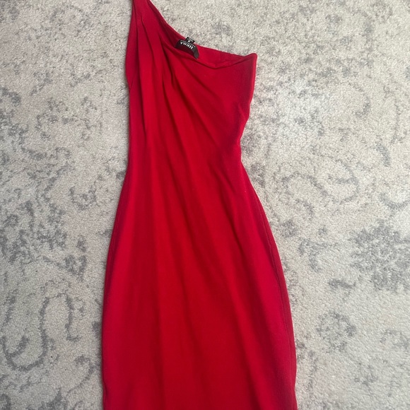 Red mini dress - Picture 3 of 3